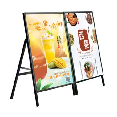 Hộp đèn quảng cáo chân đứng